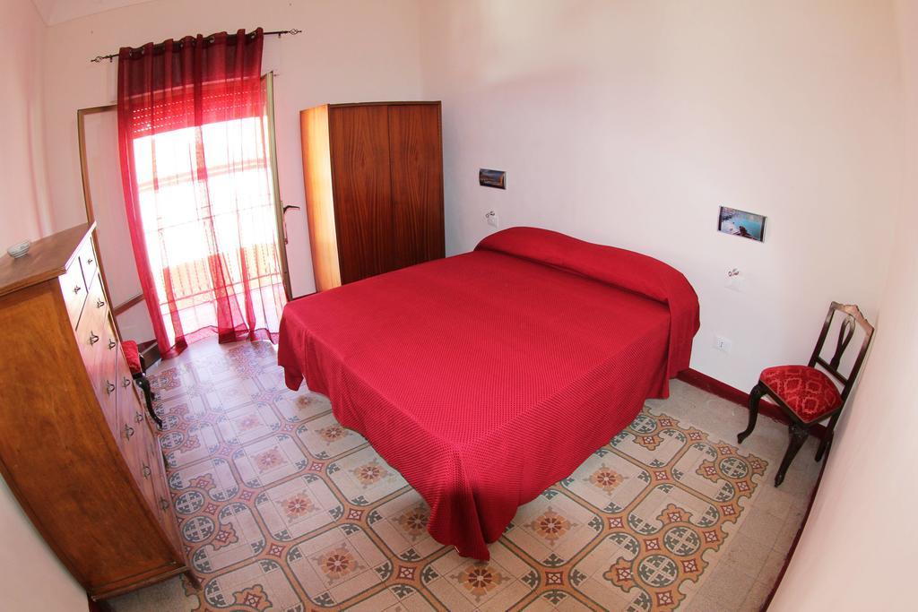 Appartement La Melagrana à Castellammare del Golfo Chambre photo