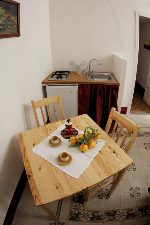 Appartement La Melagrana à Castellammare del Golfo Chambre photo